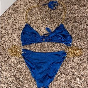 Beach Bunny ball and chain bikini 👙